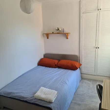 A Private & Beautiful Bedroom With Shared Bathroom In The Heart Of Bournemouth Exterior foto