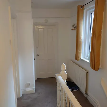 A Private & Beautiful Bedroom With Shared Bathroom In The Heart Of Bournemouth Exterior foto