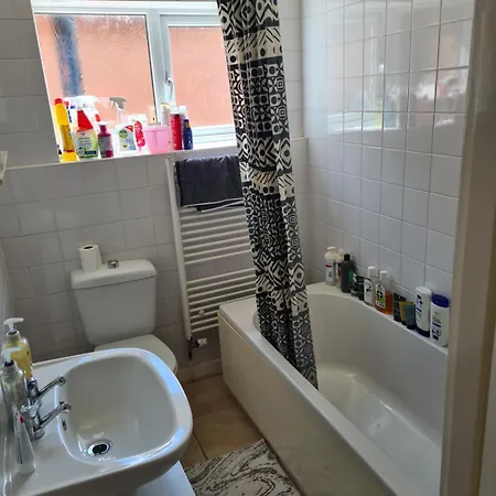 A Private & Beautiful Bedroom With Shared Bathroom In The Heart Of Bournemouth Exterior foto